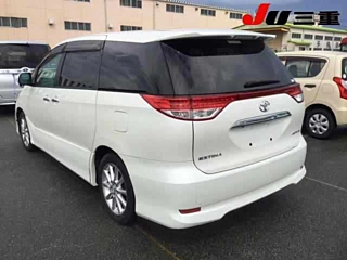 TOYOTA ESTIMA 2013