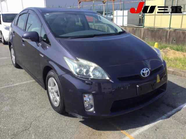 TOYOTA PRIUS 2011