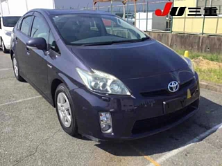 TOYOTA PRIUS 2011