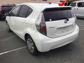 TOYOTA AQUA 2012