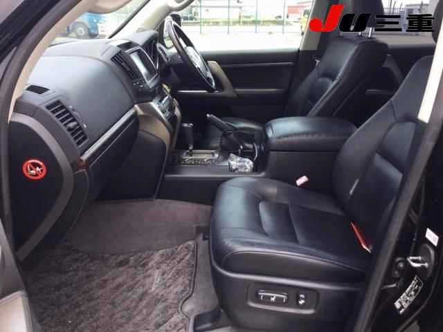 TOYOTA LAND CRUISER 2011