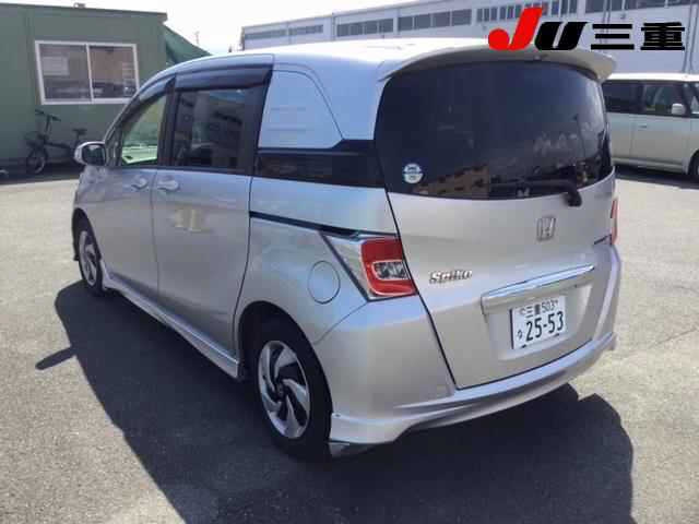 HONDA FREED 2015