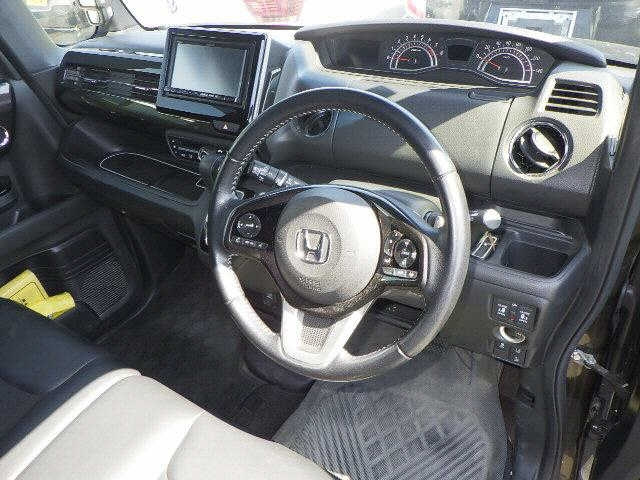 HONDA N BOX 2018
