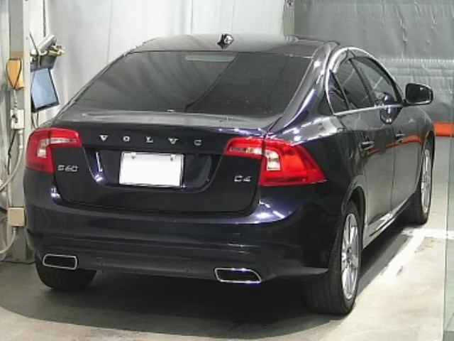VOLVO S60 2018