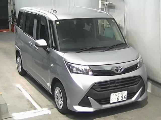 TOYOTA TANK 2017