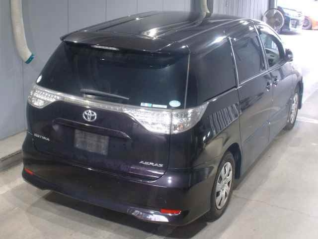 TOYOTA ESTIMA 2013