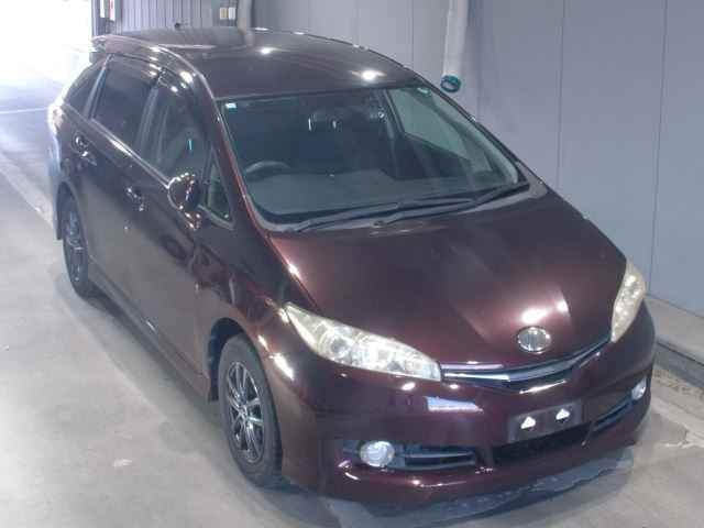 TOYOTA WISH 2012