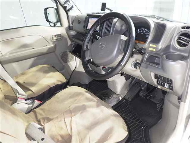 NISSAN CLIPPER VAN 2017