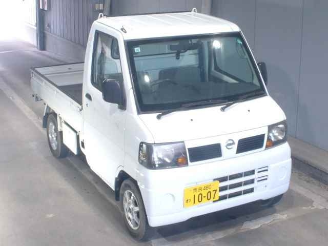 NISSAN CLIPPER TRUCK 2010