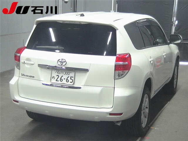 TOYOTA VANGUARD 2013