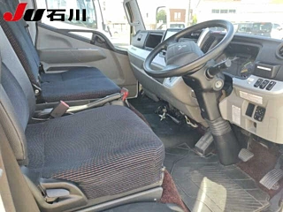 MITSUBISHI CANTER 2016