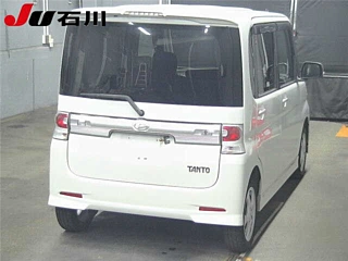 DAIHATSU TANTO 2009