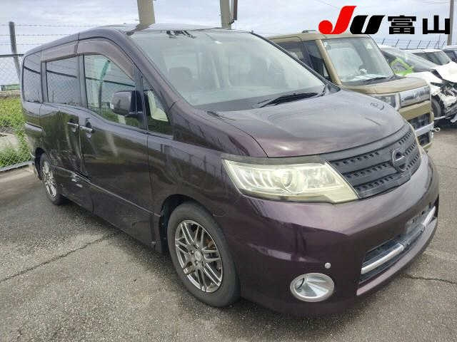 NISSAN SERENA 2010