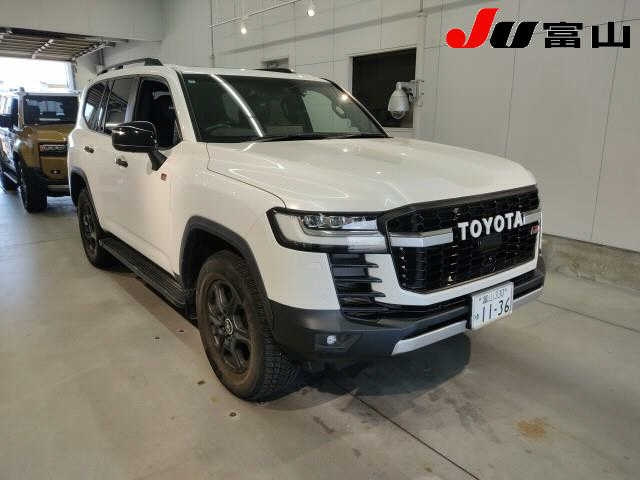 TOYOTA LAND CRUISER 2021