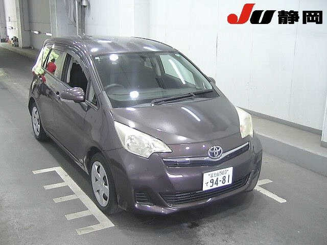 TOYOTA RACTIS 2011