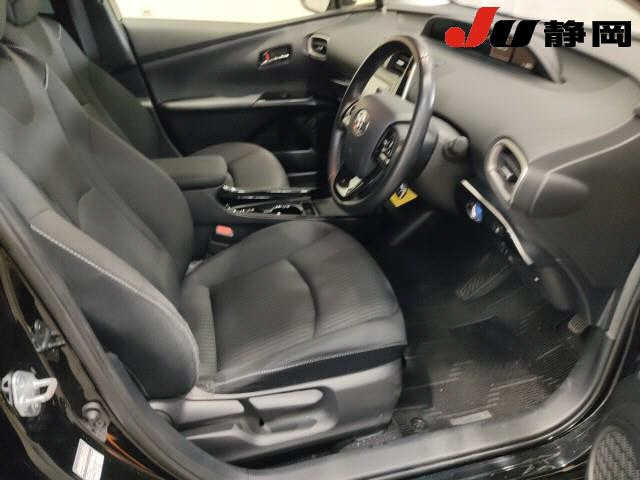 TOYOTA PRIUS PHV 2020