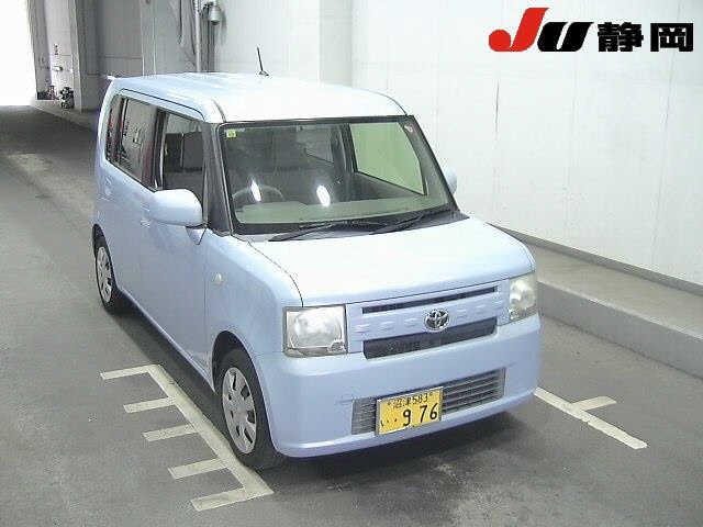 TOYOTA PIXIS SPACE 2012