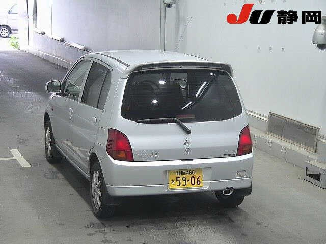 MITSUBISHI MINICA 2010