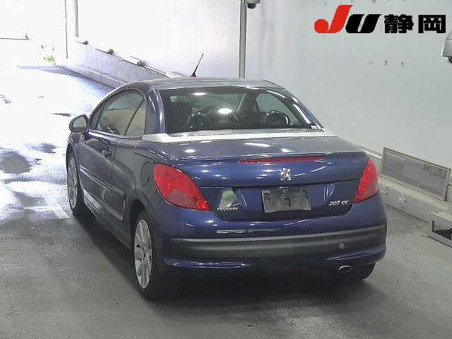 PEUGEOT 207 2009