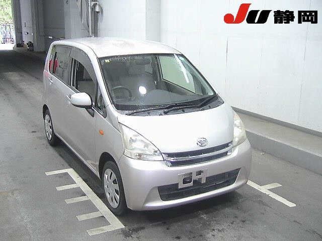 DAIHATSU MOVE 2012