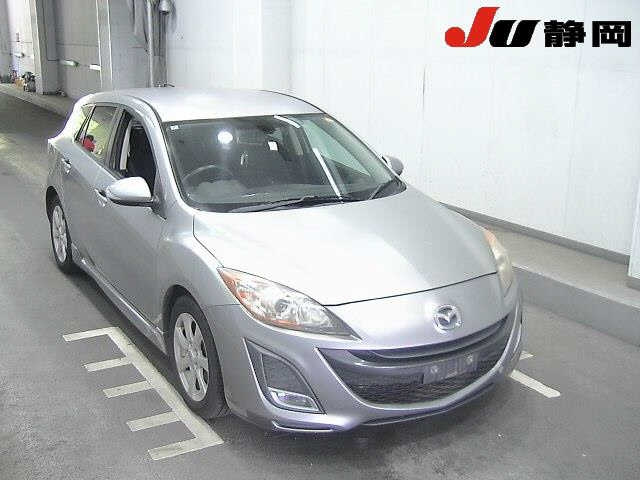 MAZDA AXELA 2010