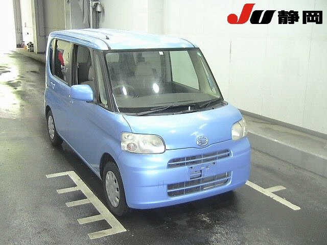 DAIHATSU TANTO 2008