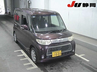 DAIHATSU TANTO 2011