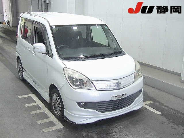SUZUKI SOLIO 2011