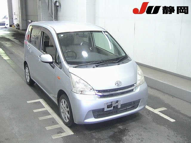 DAIHATSU MOVE 2011