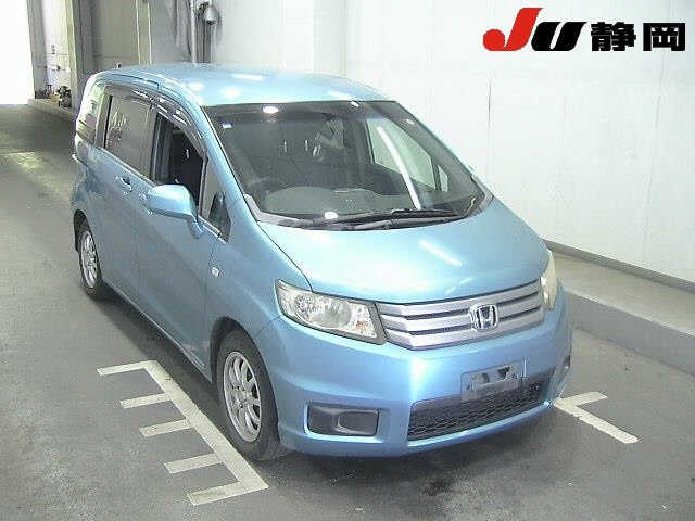 HONDA FREED 2010