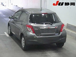TOYOTA VITZ 2012