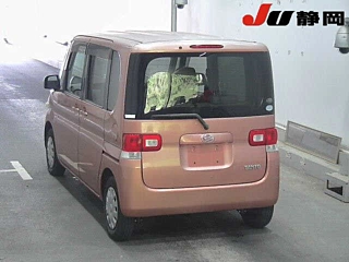 DAIHATSU TANTO 2008