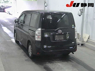 TOYOTA VOXY 2012
