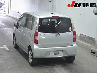 DAIHATSU MOVE 2011