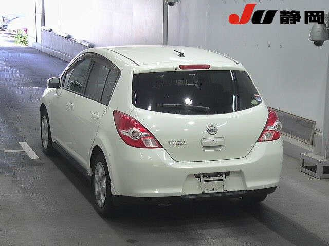 NISSAN TIIDA 2009