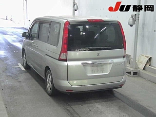 SUZUKI LANDY 2010