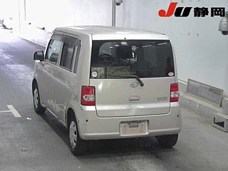 DAIHATSU MOVE CONTE 2010