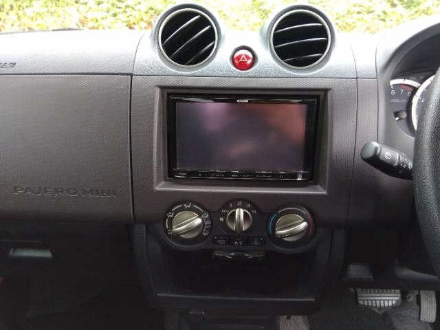 MITSUBISHI PAJERO MINI 2012