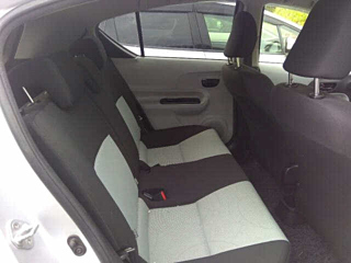TOYOTA AQUA 2012