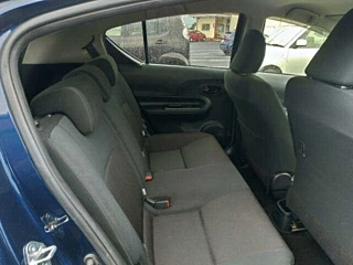 TOYOTA AQUA 2016
