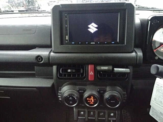 SUZUKI JIMNY 2023
