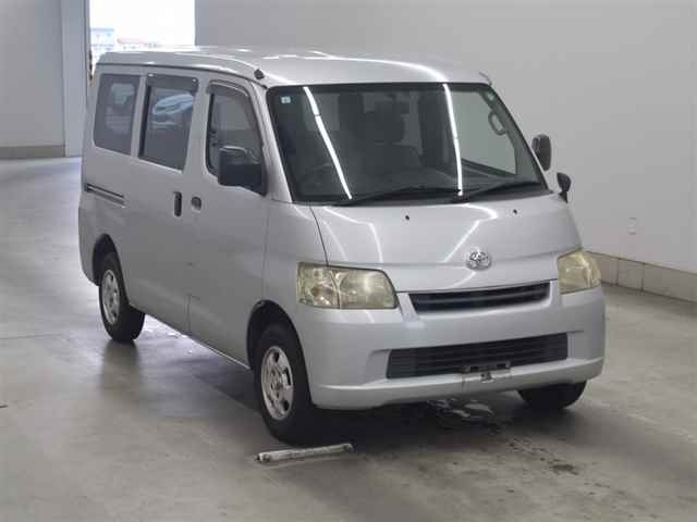 TOYOTA TOWN ACE VAN 2015