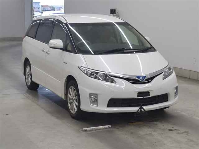 TOYOTA ESTIMA HYBRID 2015
