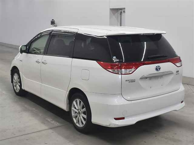 TOYOTA ESTIMA HYBRID 2015