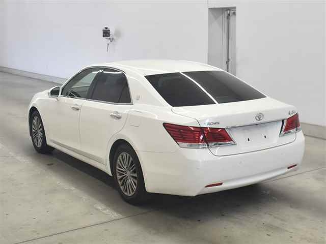 TOYOTA CROWN 2013