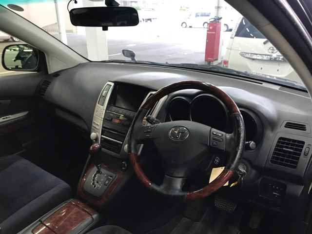 TOYOTA HARRIER 2012