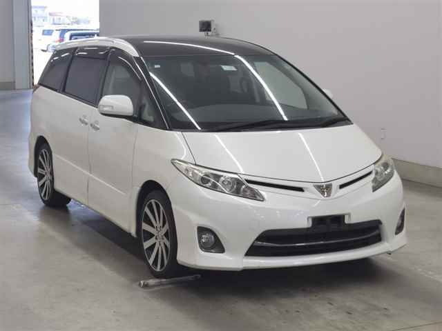 TOYOTA ESTIMA 2010