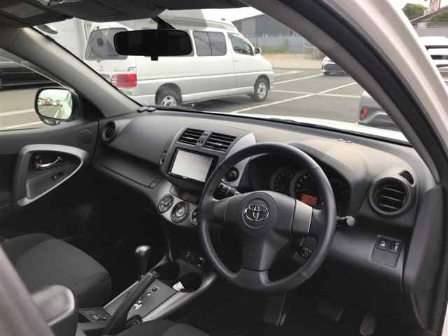 TOYOTA RAV4 2011