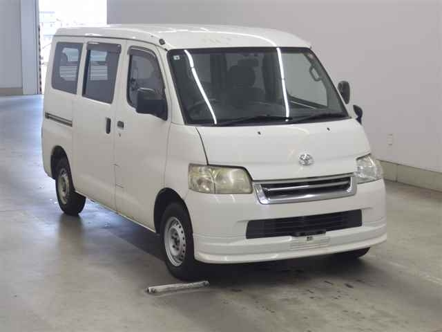 TOYOTA TOWN ACE VAN 2014