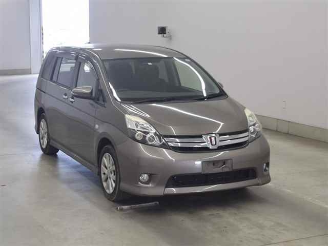 TOYOTA ISIS 2014